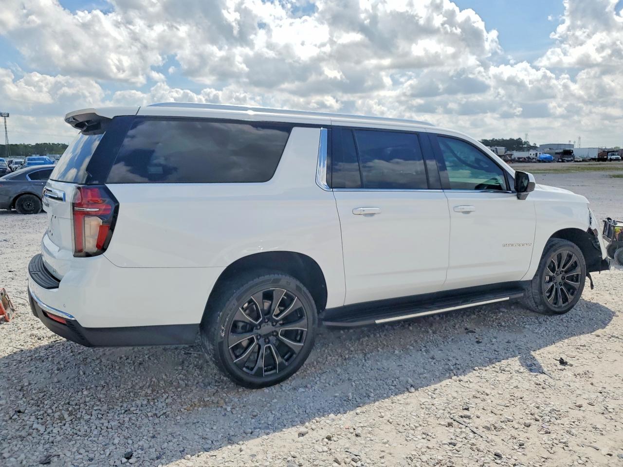Chevrolet Suburban C1500 Lt