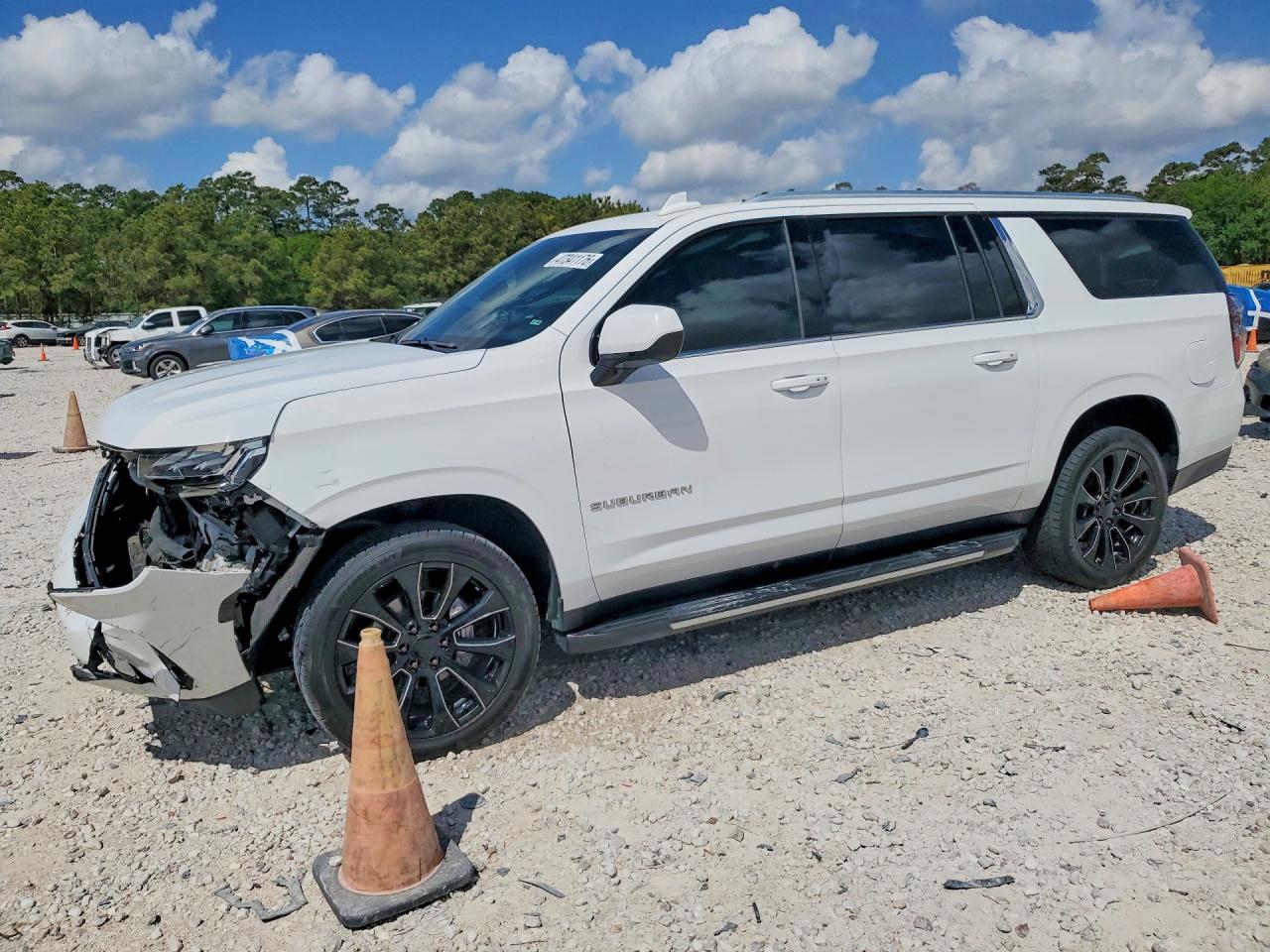 Salvage Chevrolet Suburban Image
