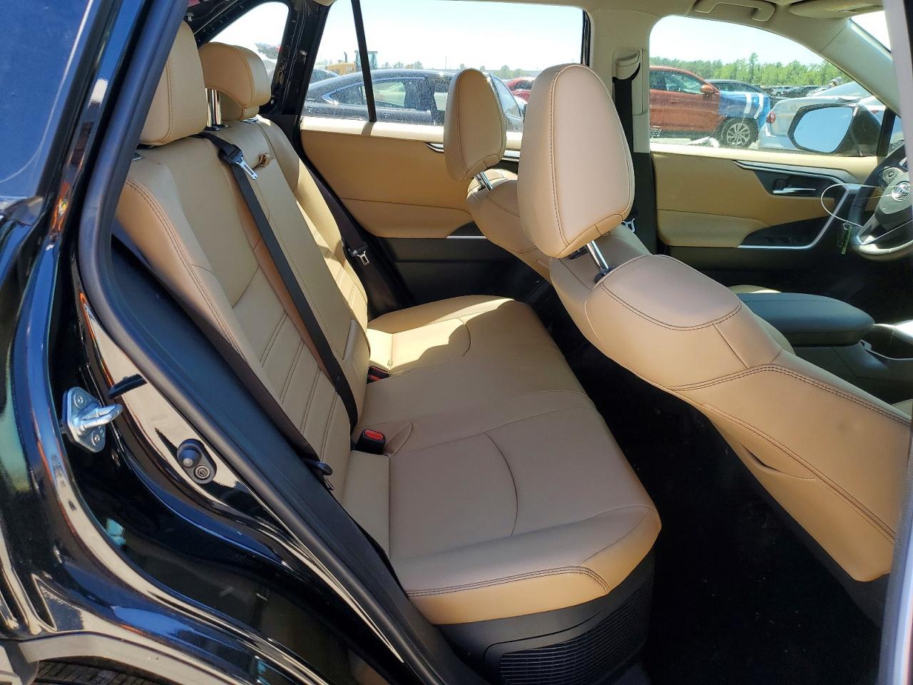 Toyota RAV4 Xle Premium