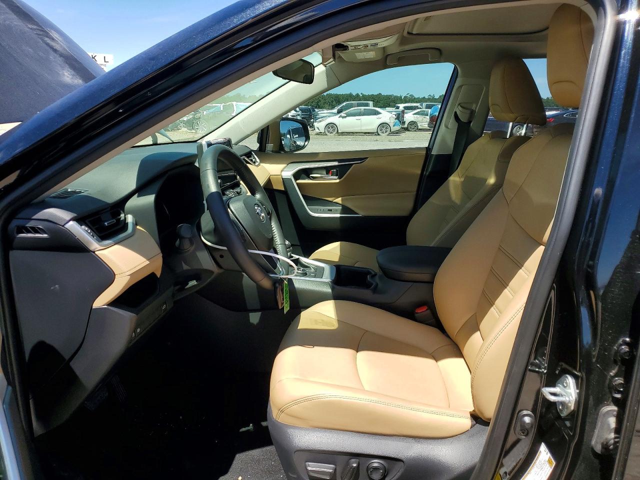 Toyota RAV4 Xle Premium