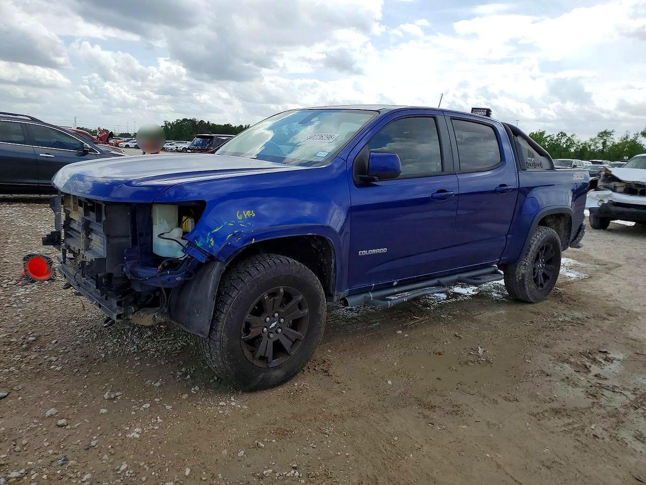 Salvage Chevrolet Colorado Image