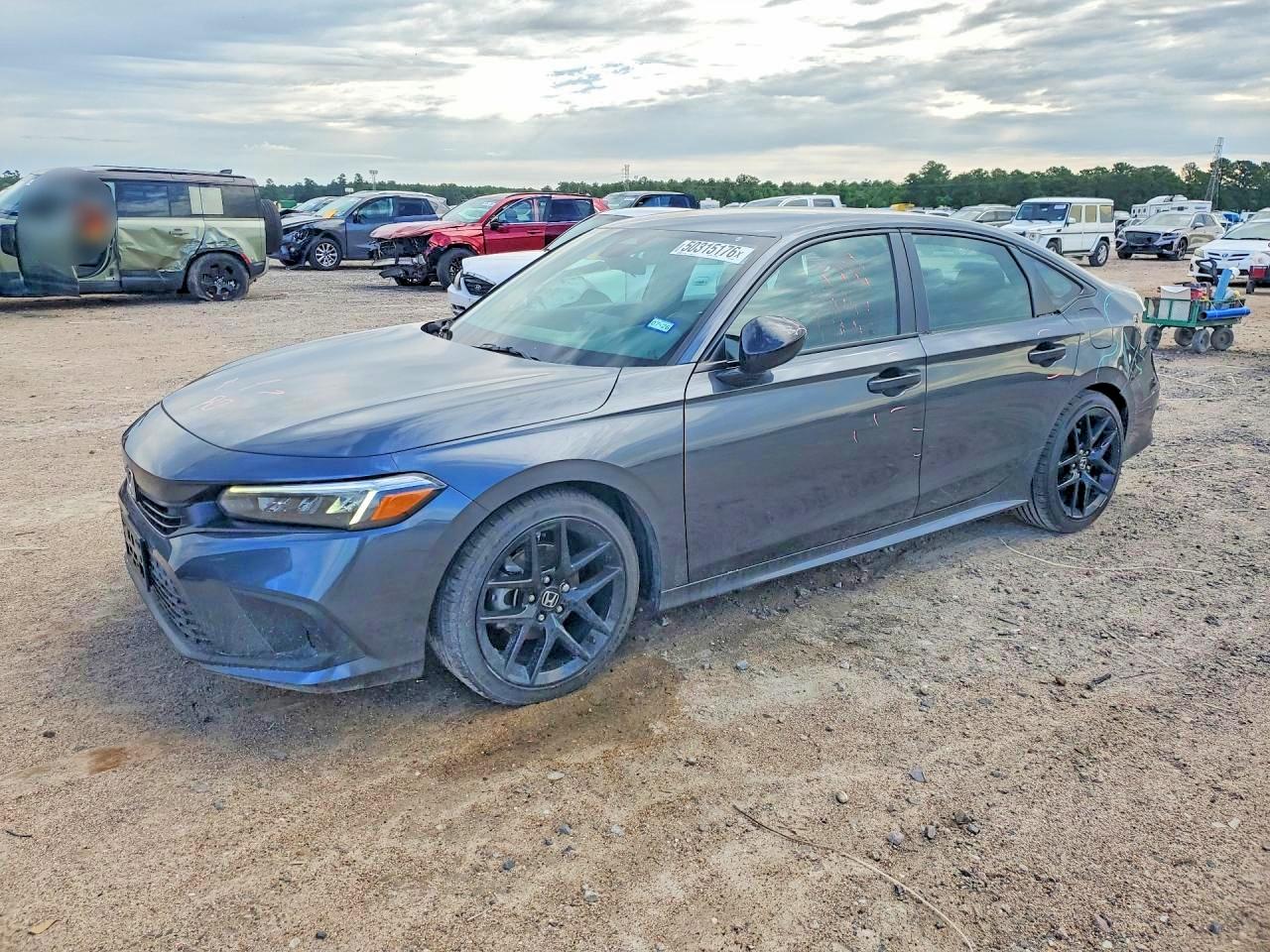 Salvage Honda Civic Image
