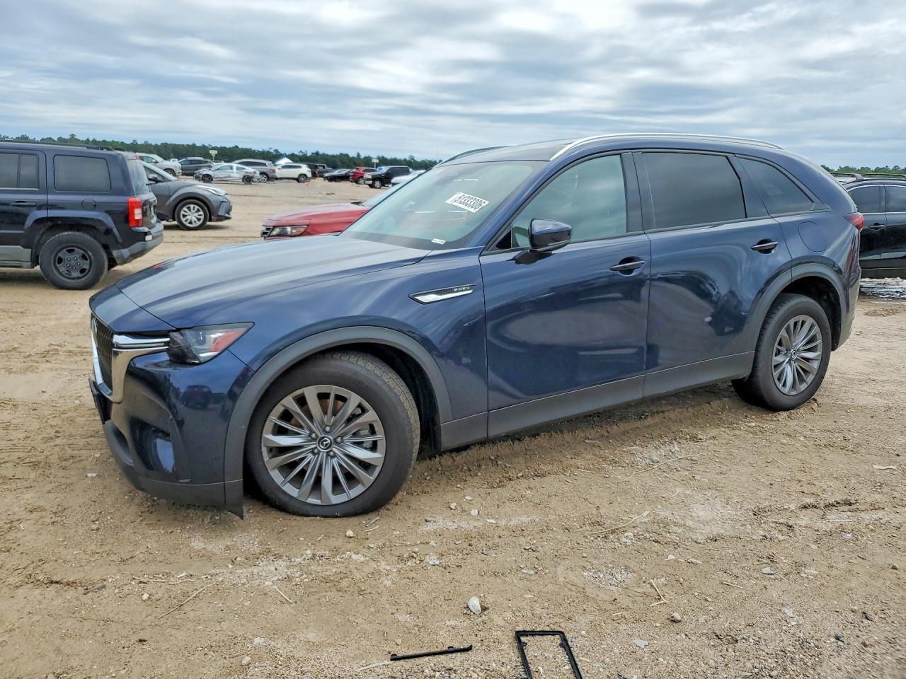 Salvage Mazda Cx Image