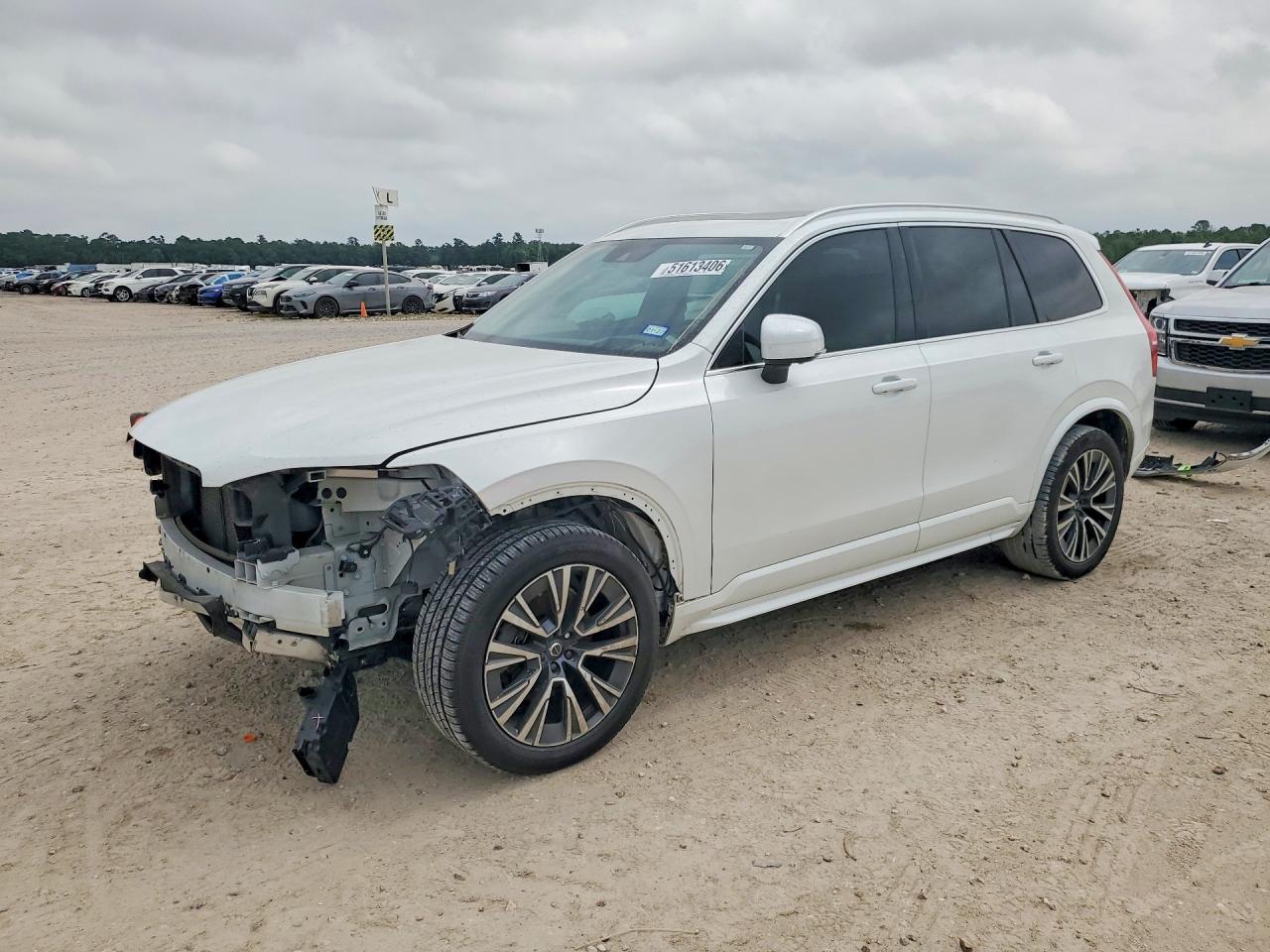 Salvage Volvo XC90 Image