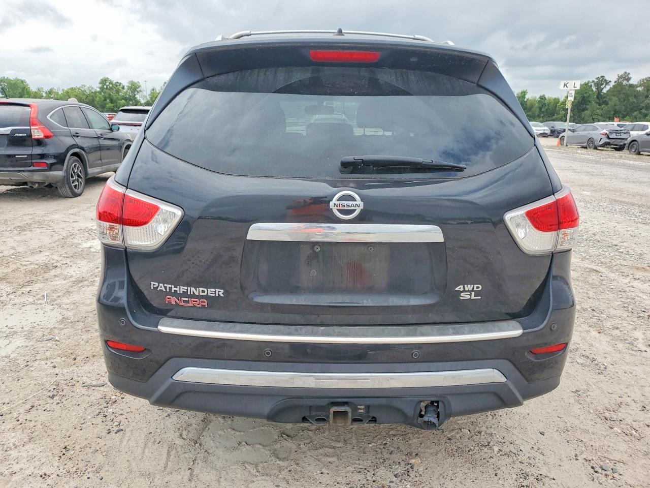 Nissan Pathfinder Sl