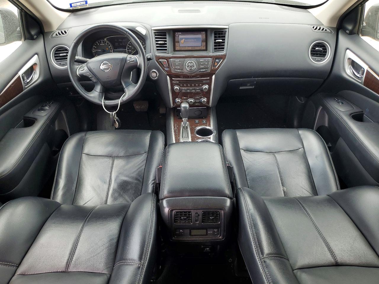 Nissan Pathfinder Sl