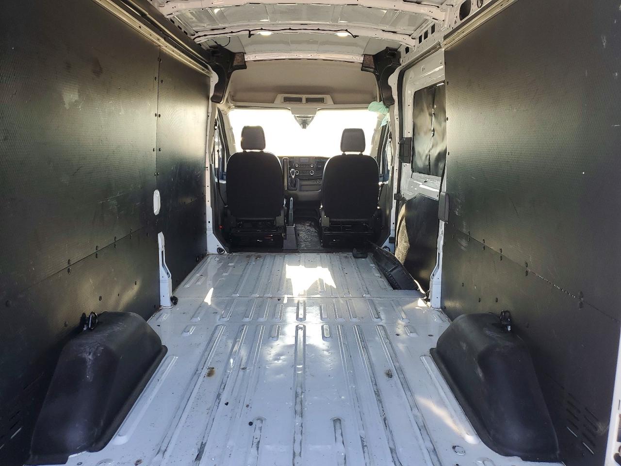Ford Transit T-250