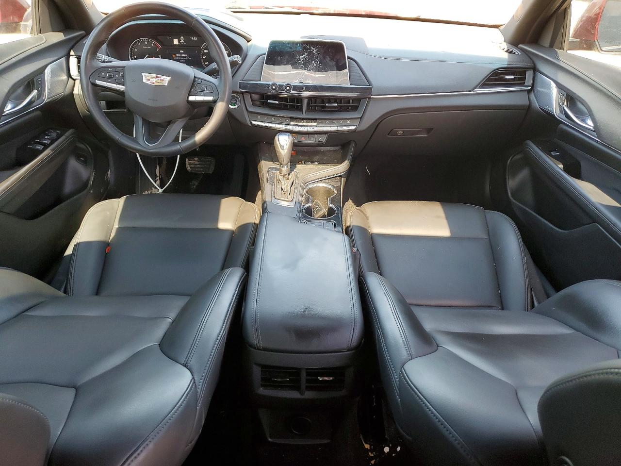 Cadillac CT4 Luxury +