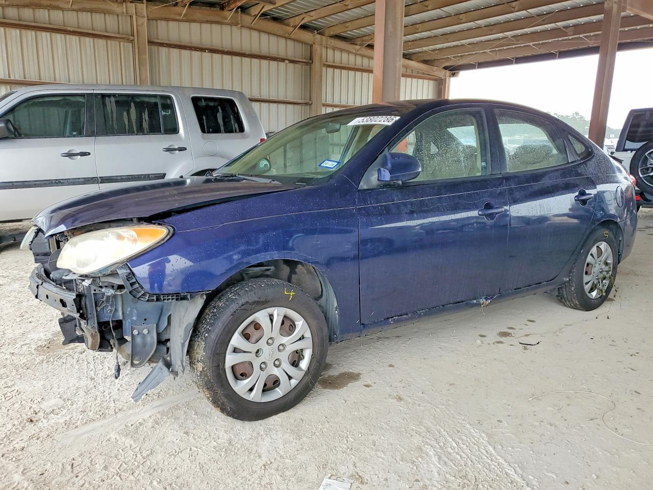 Salvage Hyundai ELANTRA Image