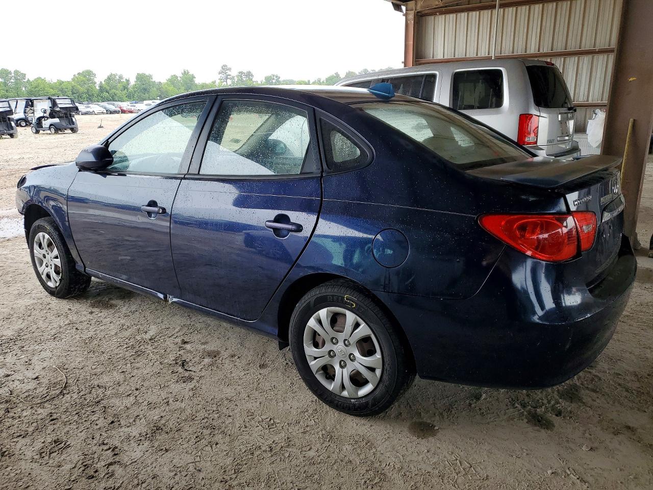 Hyundai ELANTRA Blue