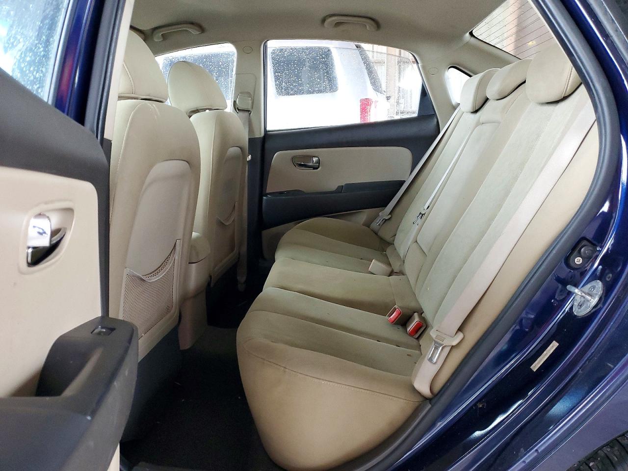 Hyundai ELANTRA Blue