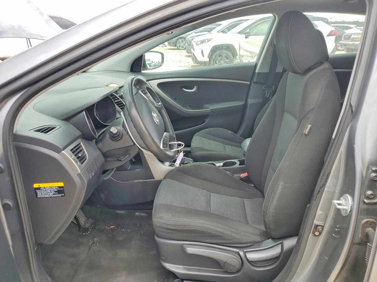 Hyundai ELANTRA Base