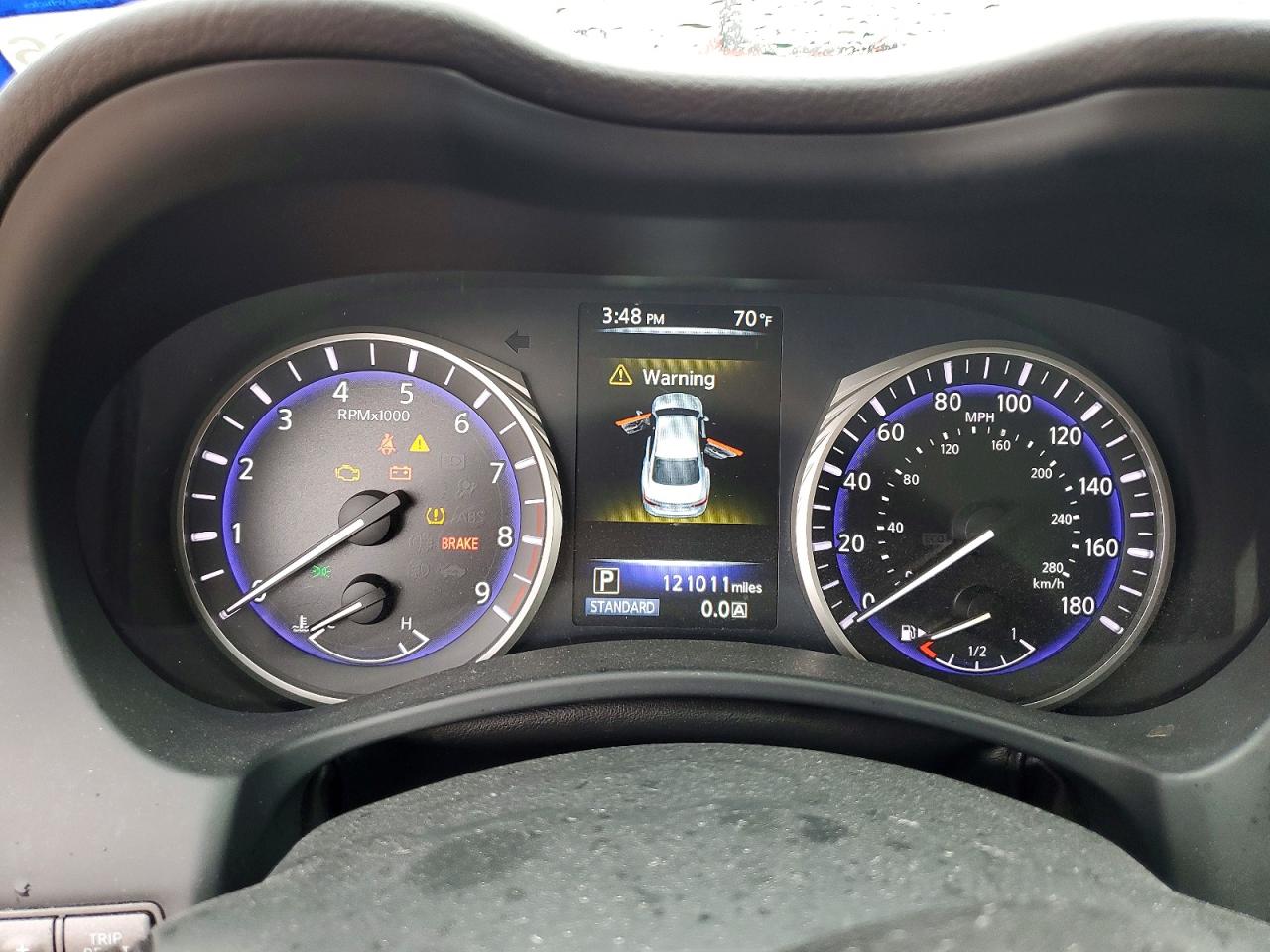 INFINITI Q50 Base
