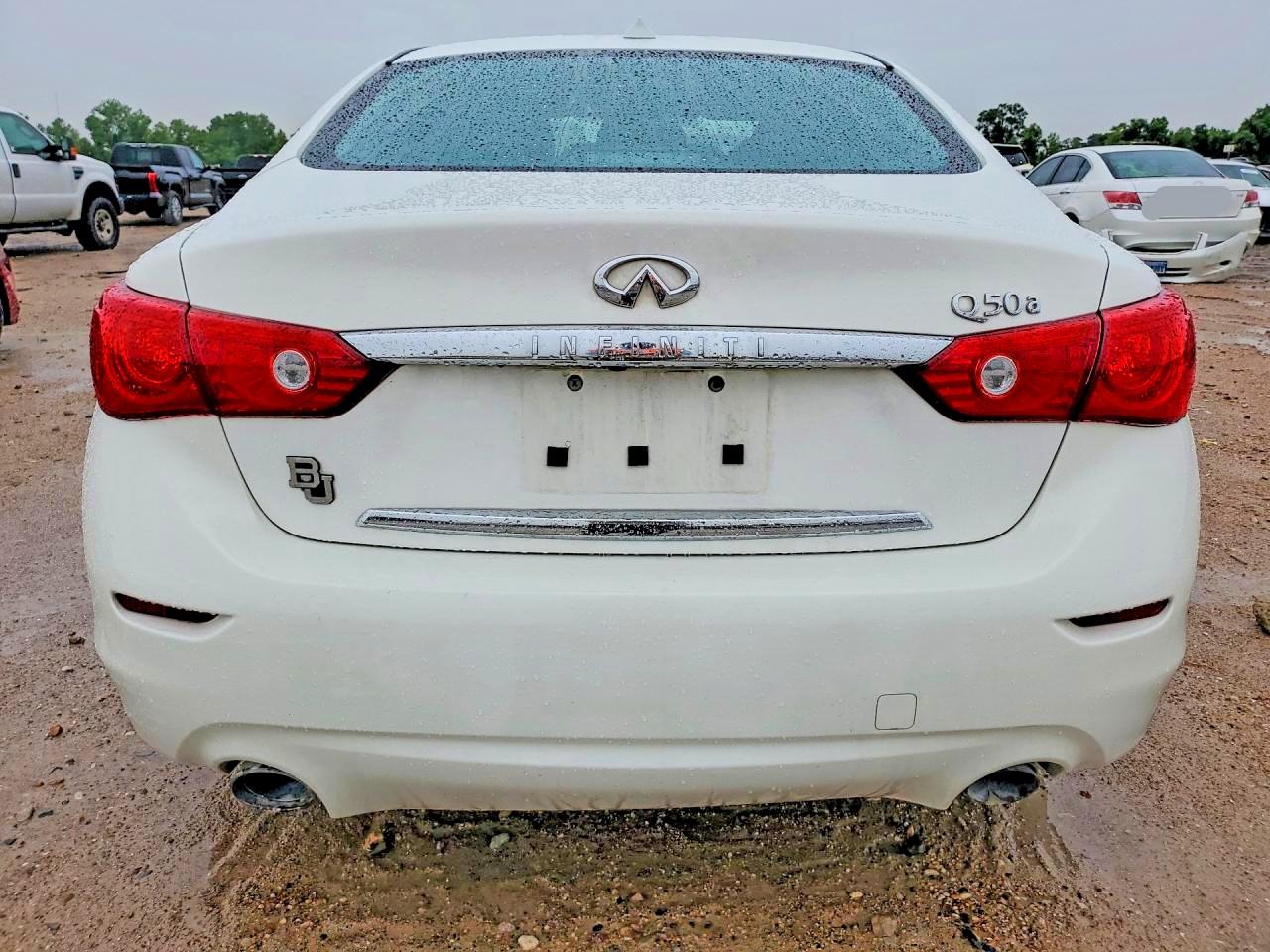 INFINITI Q50 Base