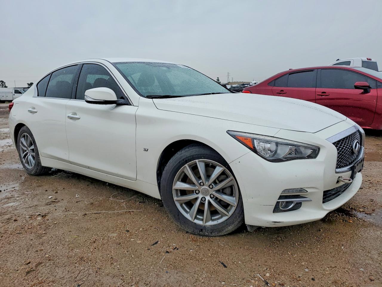 INFINITI Q50 Base