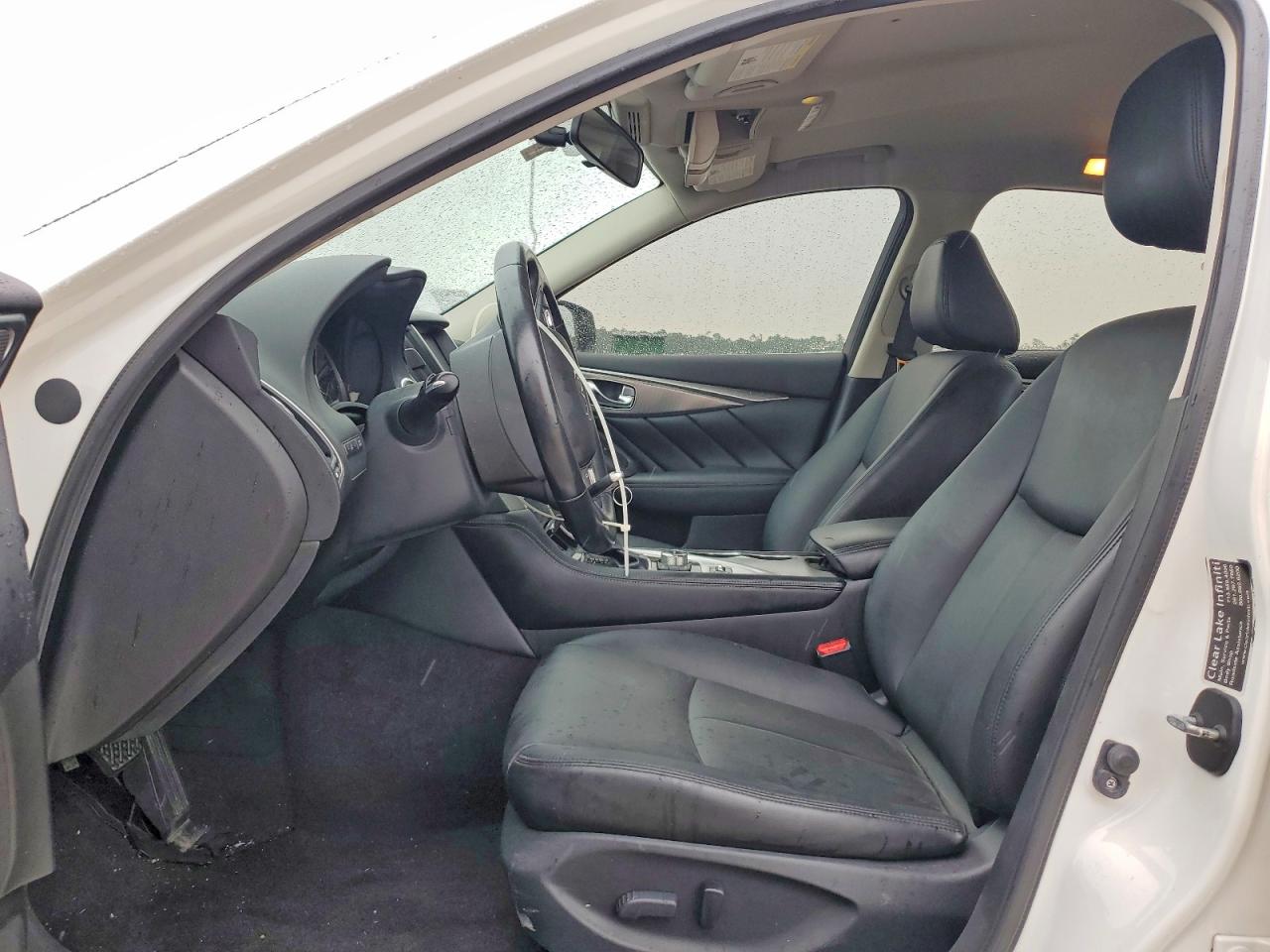 INFINITI Q50 Base