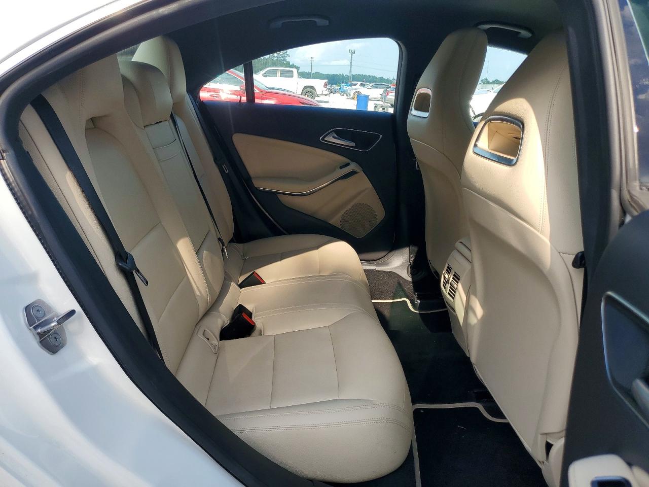 Mercedes-Benz Cla-class 250