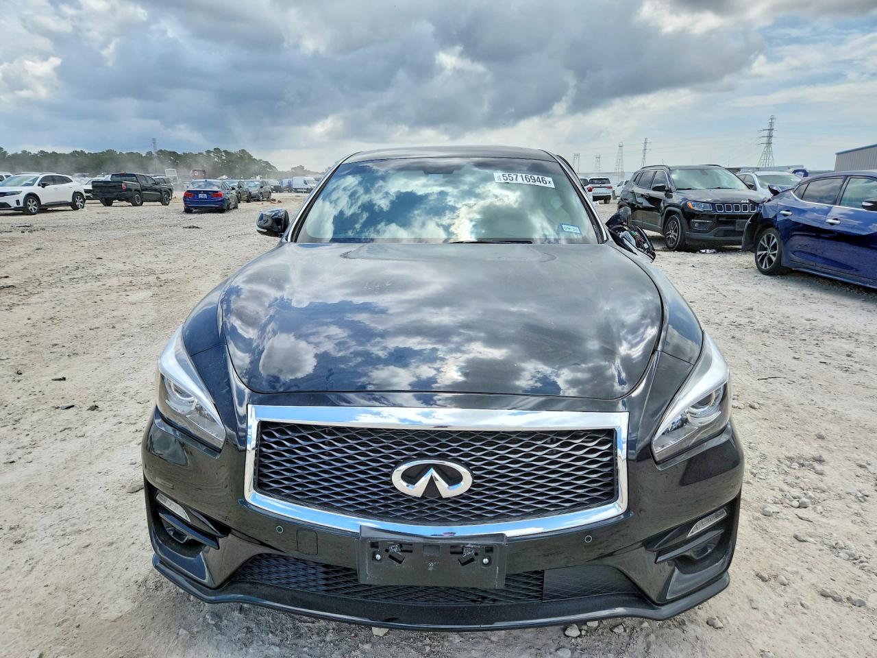 INFINITI Q70 3.7 Luxe