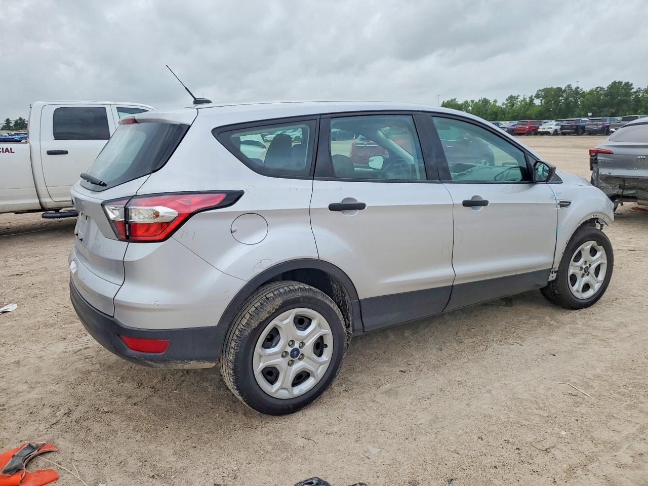 Ford Escape S