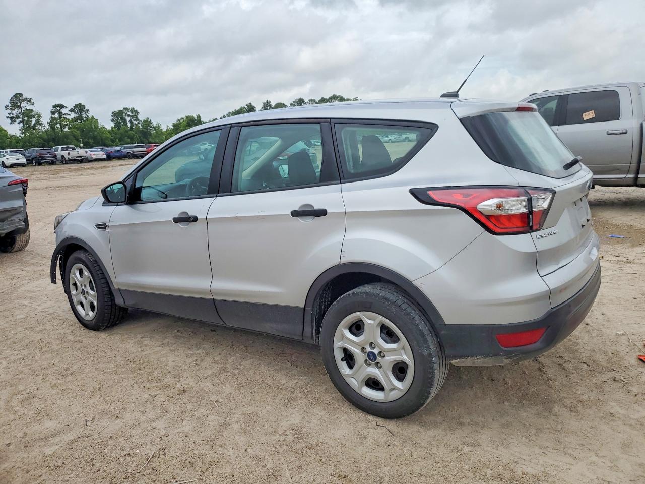 Ford Escape S
