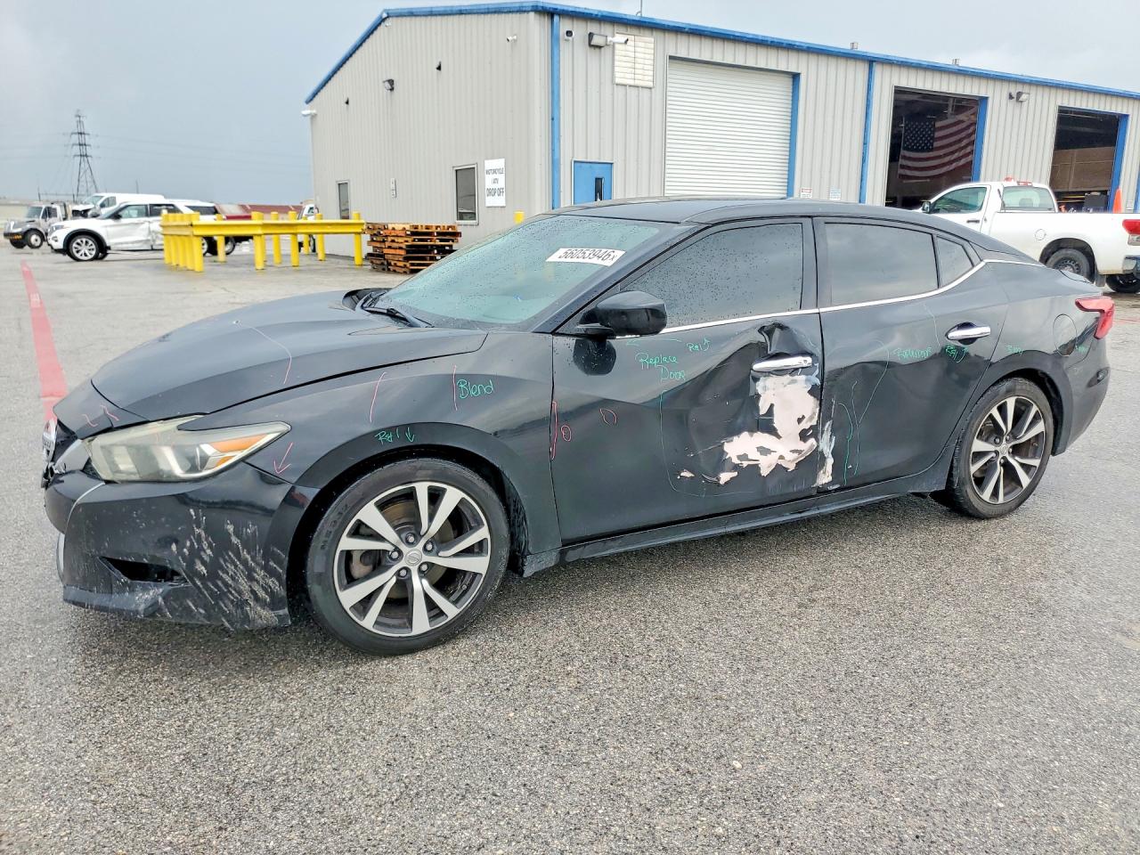 Salvage Nissan Maxima Image