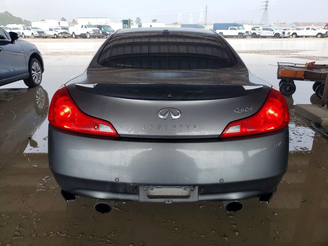 INFINITI Q60 Journey