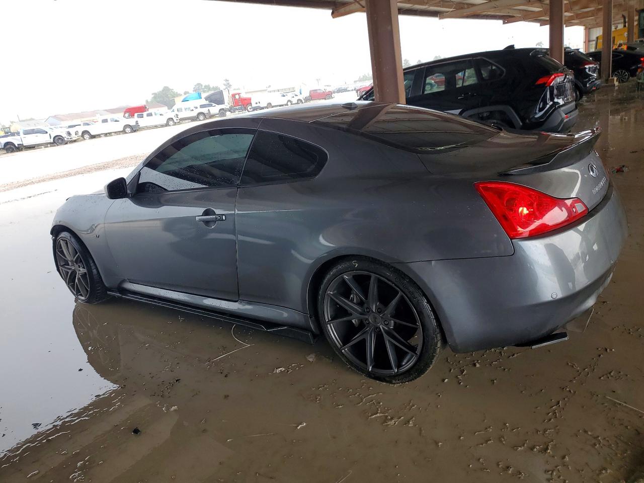 INFINITI Q60 Journey