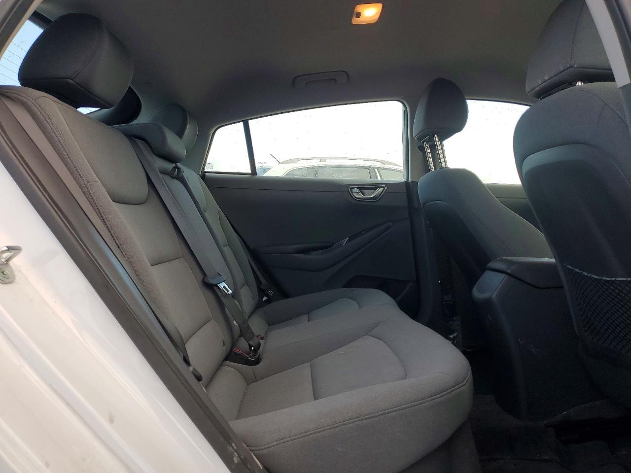 Hyundai Ioniq Sel