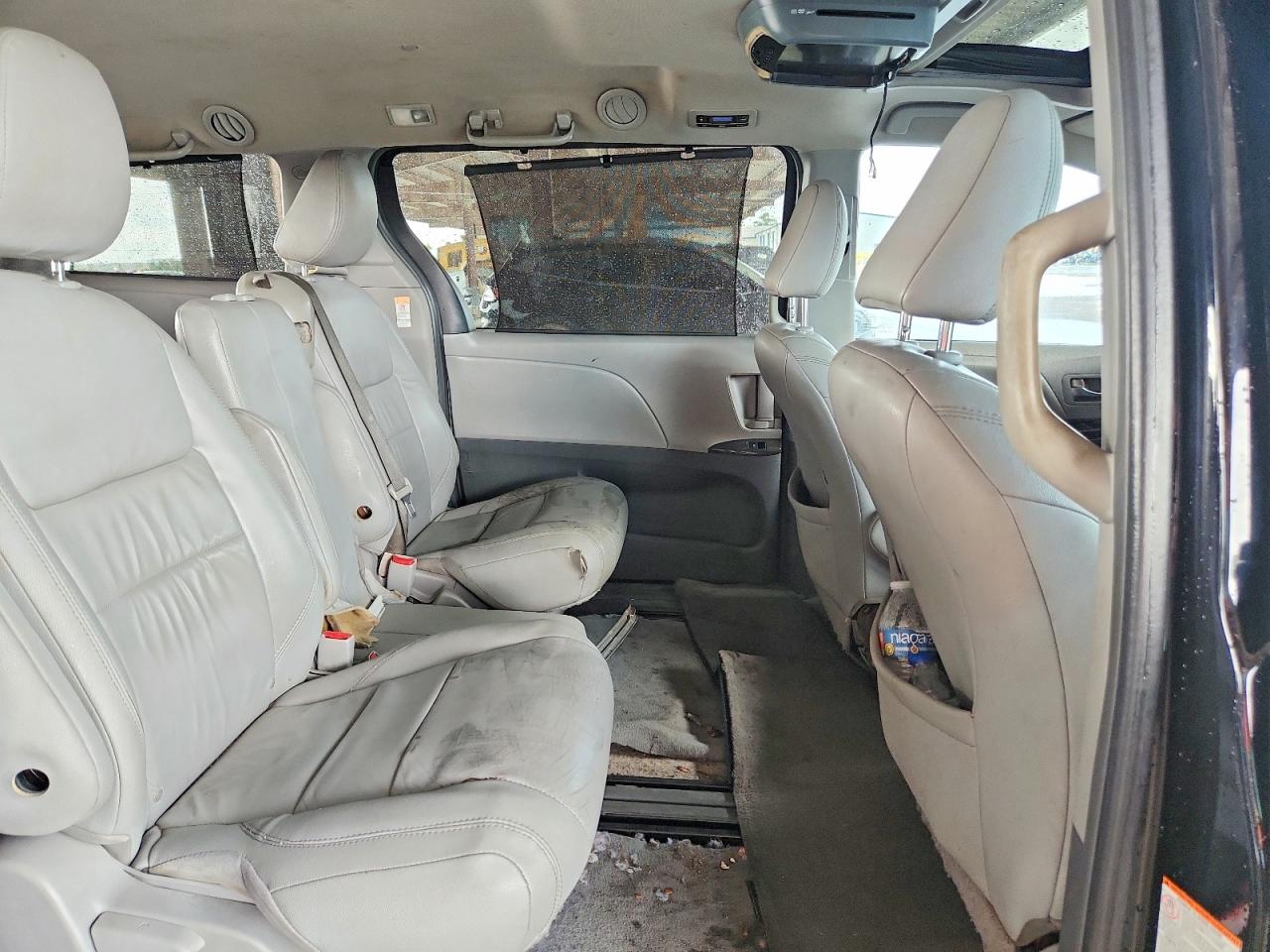 Toyota Sienna Xle 8-passenger