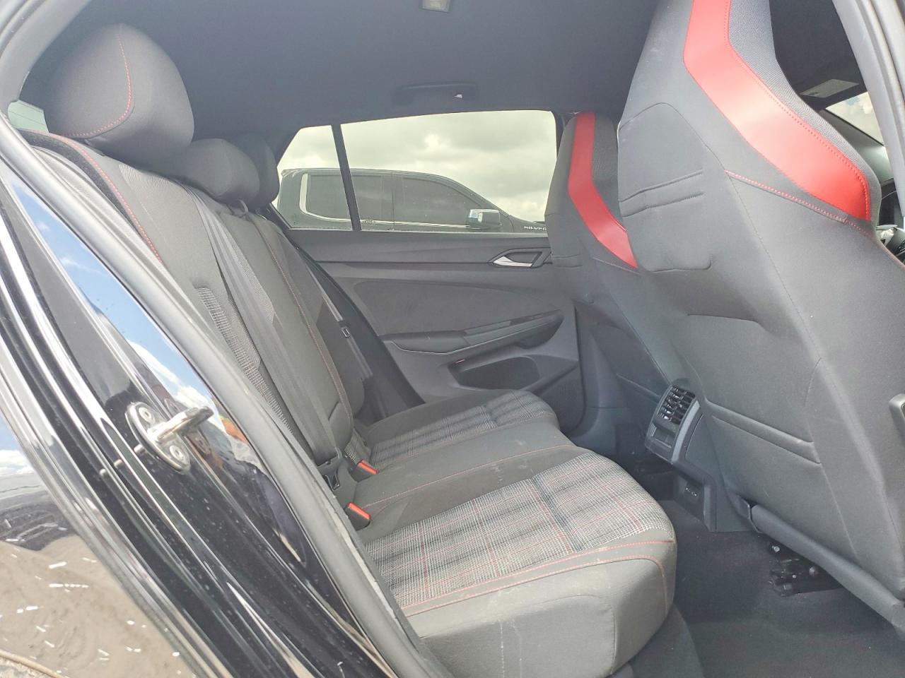 Volkswagen GTI S