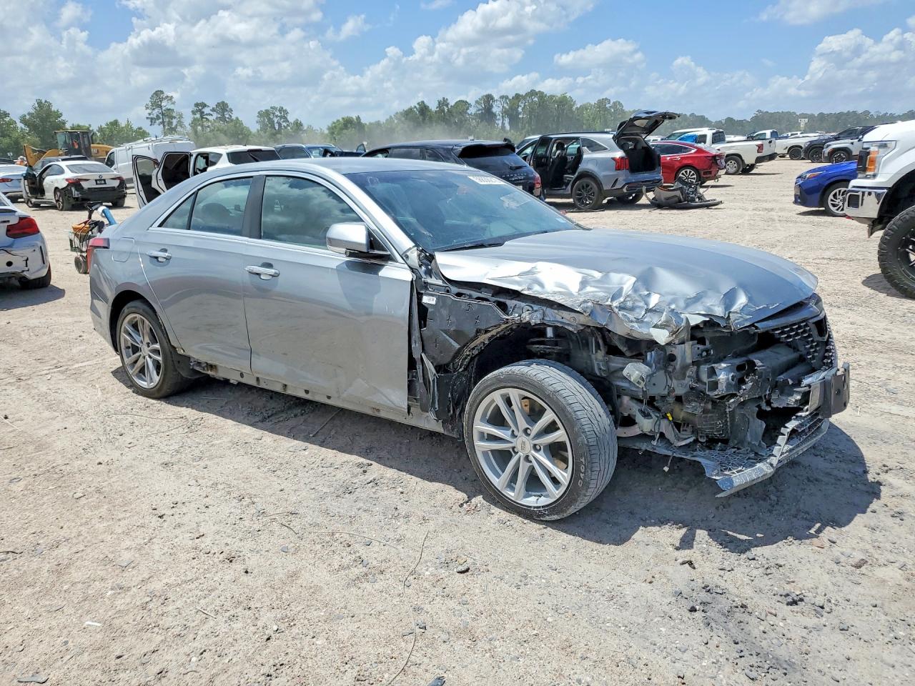 Cadillac CT4 Luxury