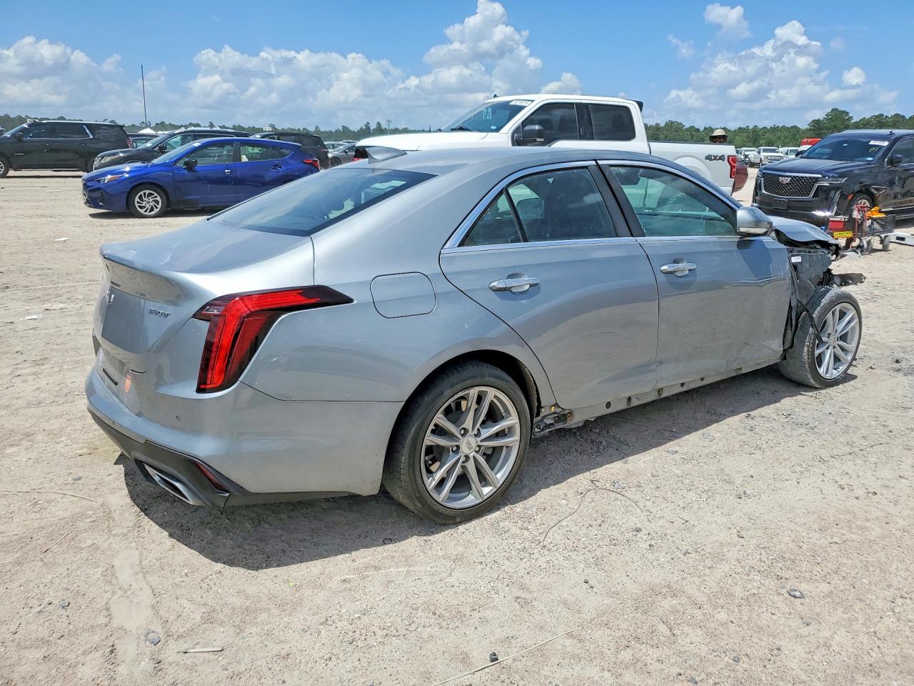 Cadillac CT4 Luxury