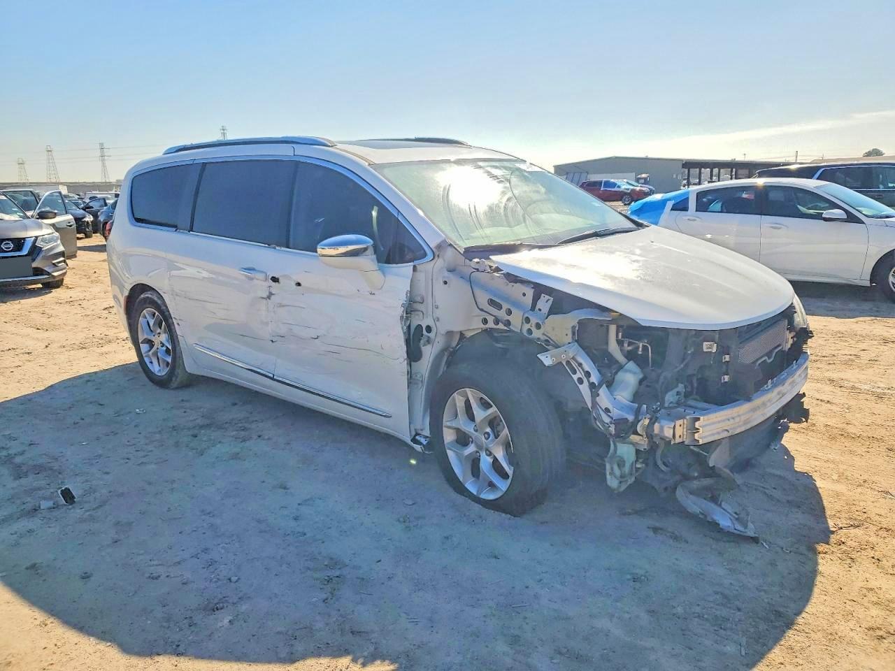 Chrysler Pacifica Limited