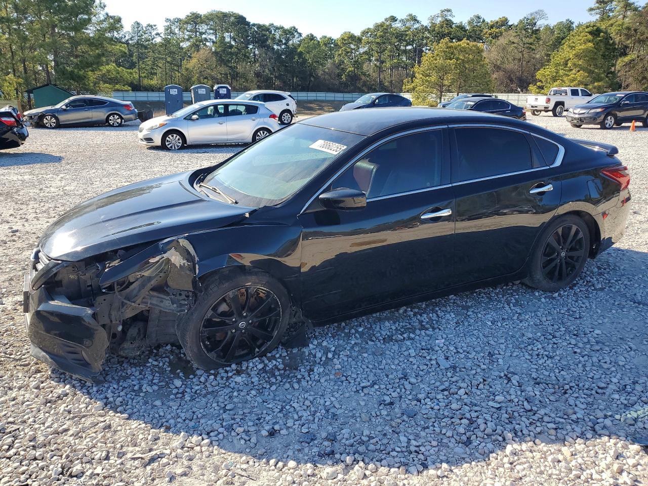Salvage Nissan Altima Image