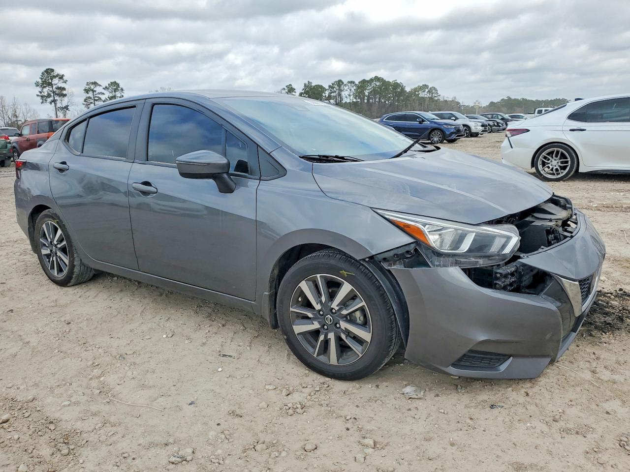 Nissan Versa