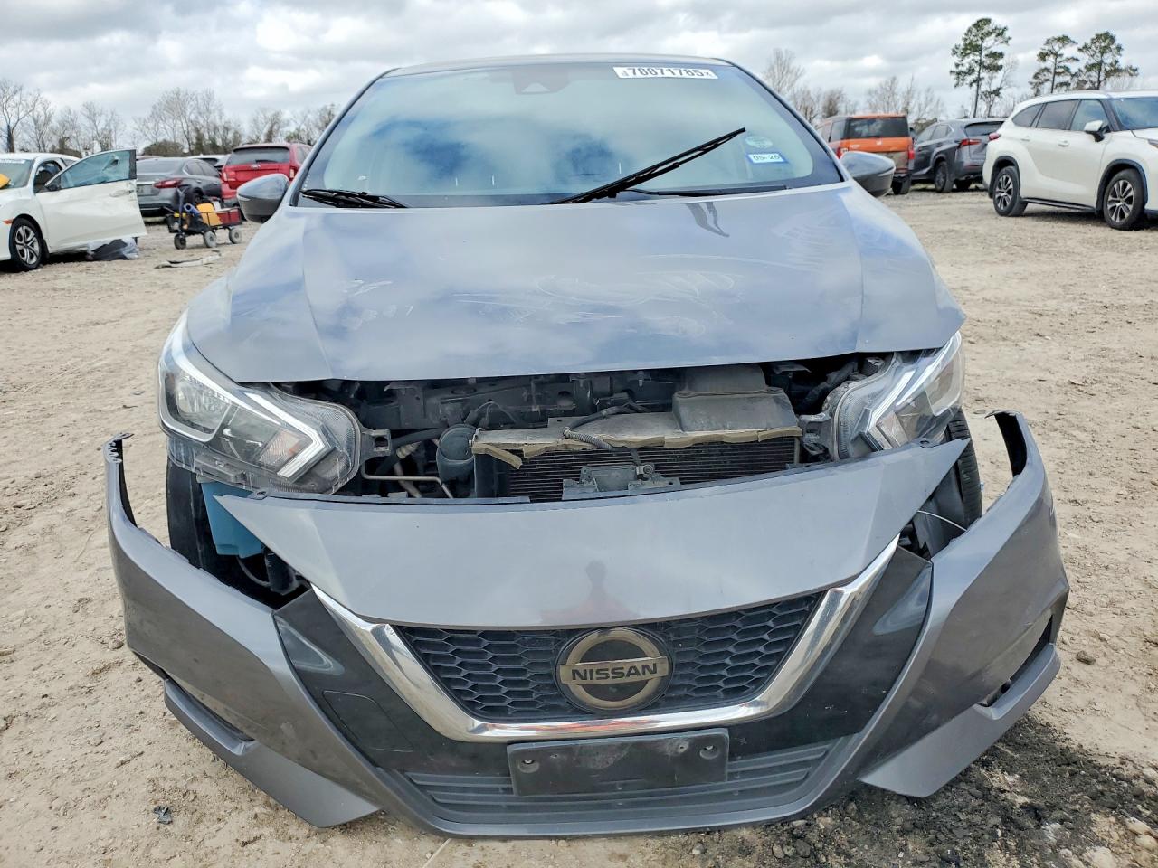 Nissan Versa