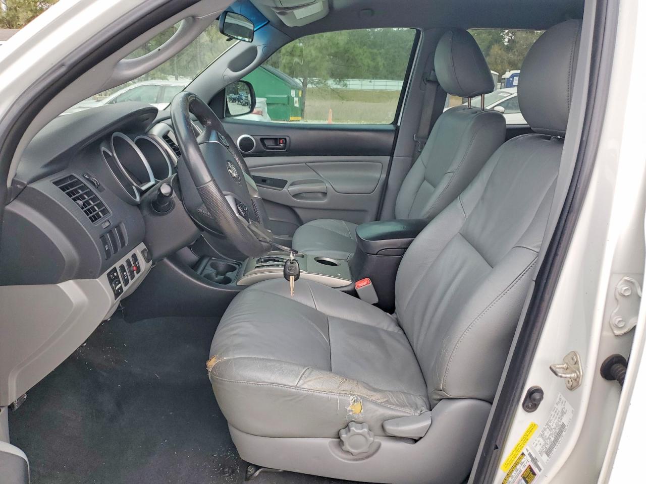 Toyota Tacoma V6