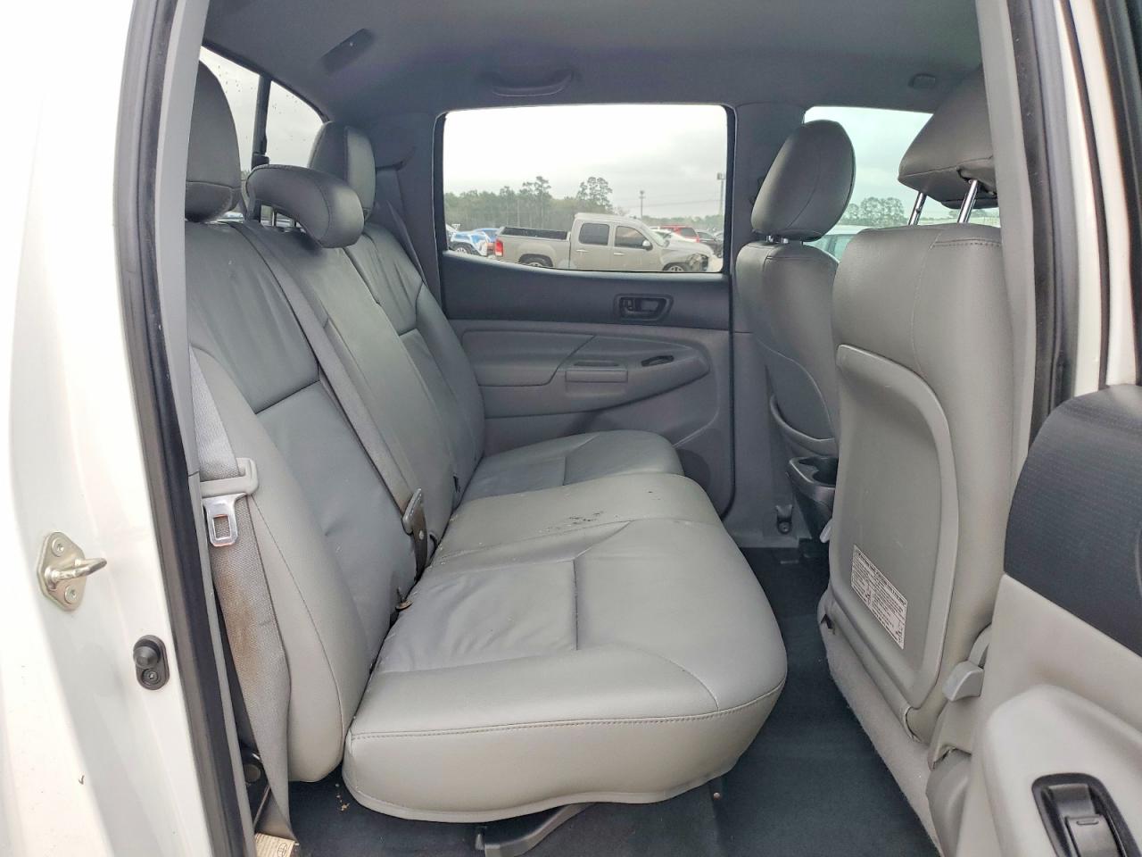 Toyota Tacoma V6