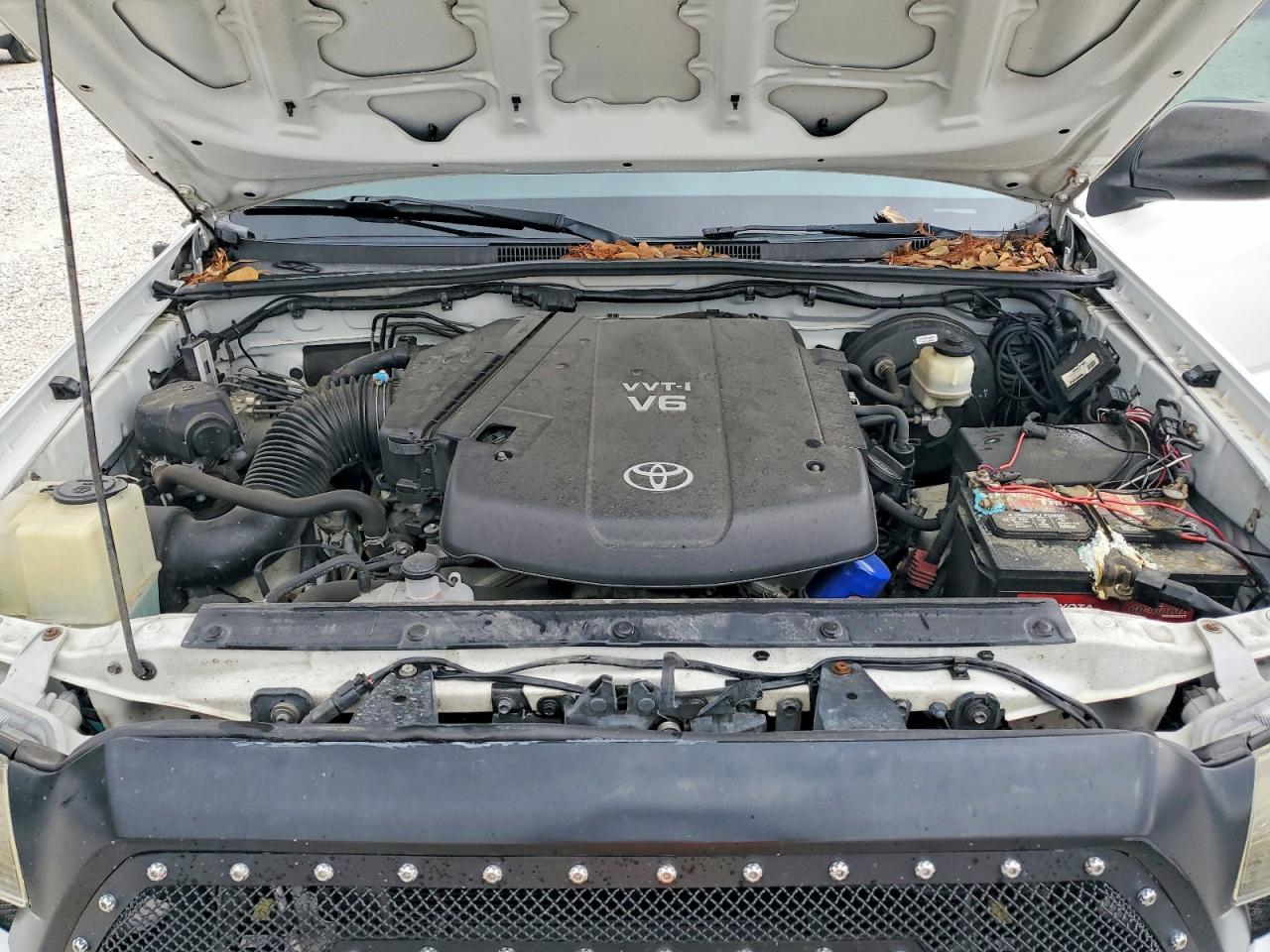 Toyota Tacoma V6