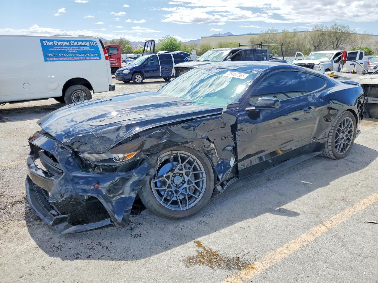 Salvage Ford Mustang Image