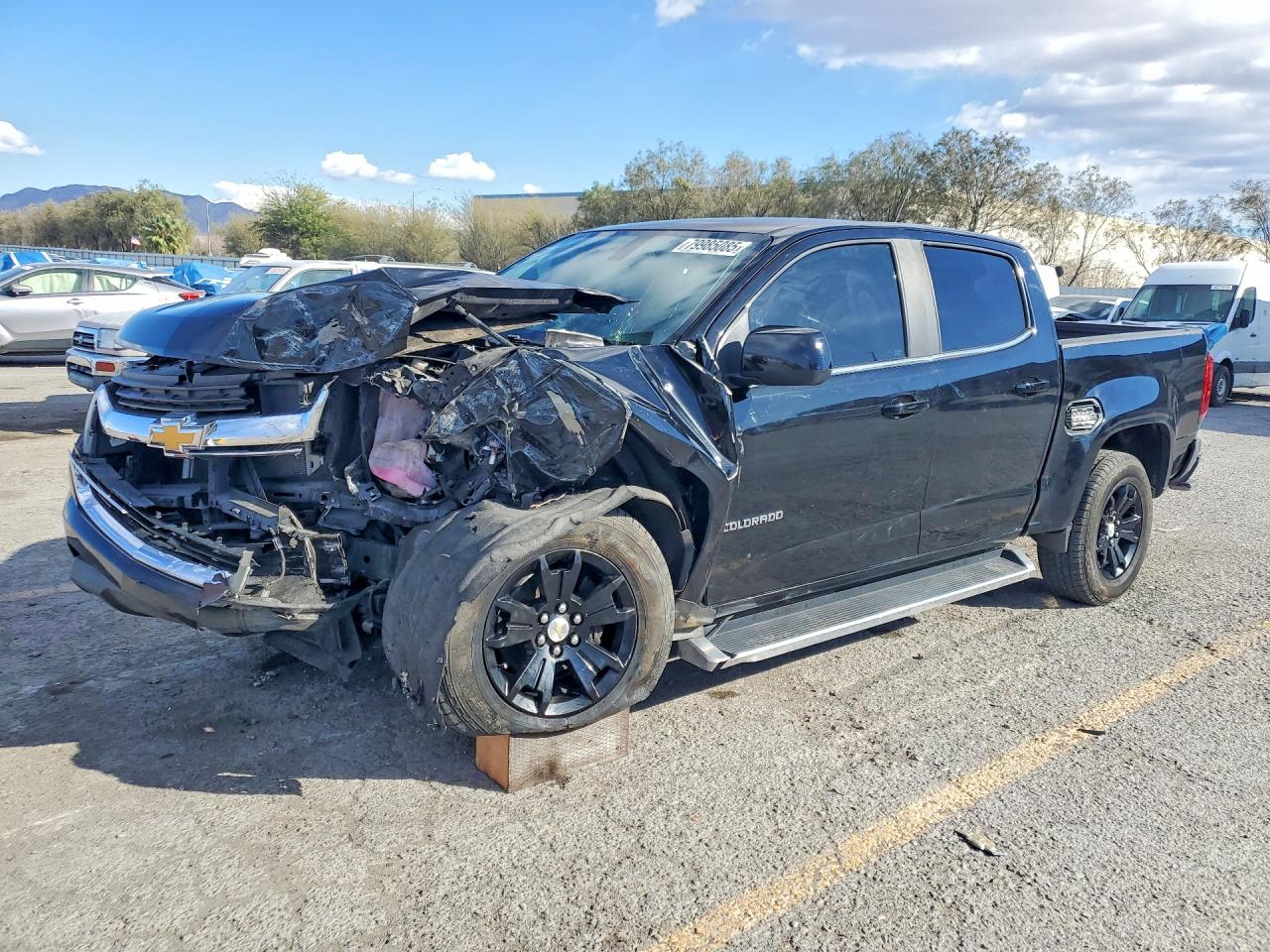 Salvage Chevrolet Colorado Image