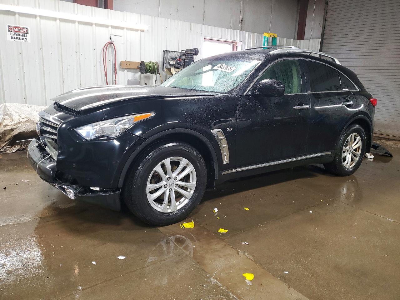 Salvage INFINITI Qx Image
