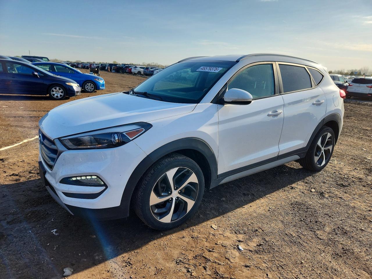 Salvage Hyundai TUCSON Image