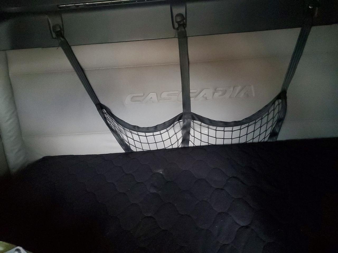 Freightliner Cascadia 126