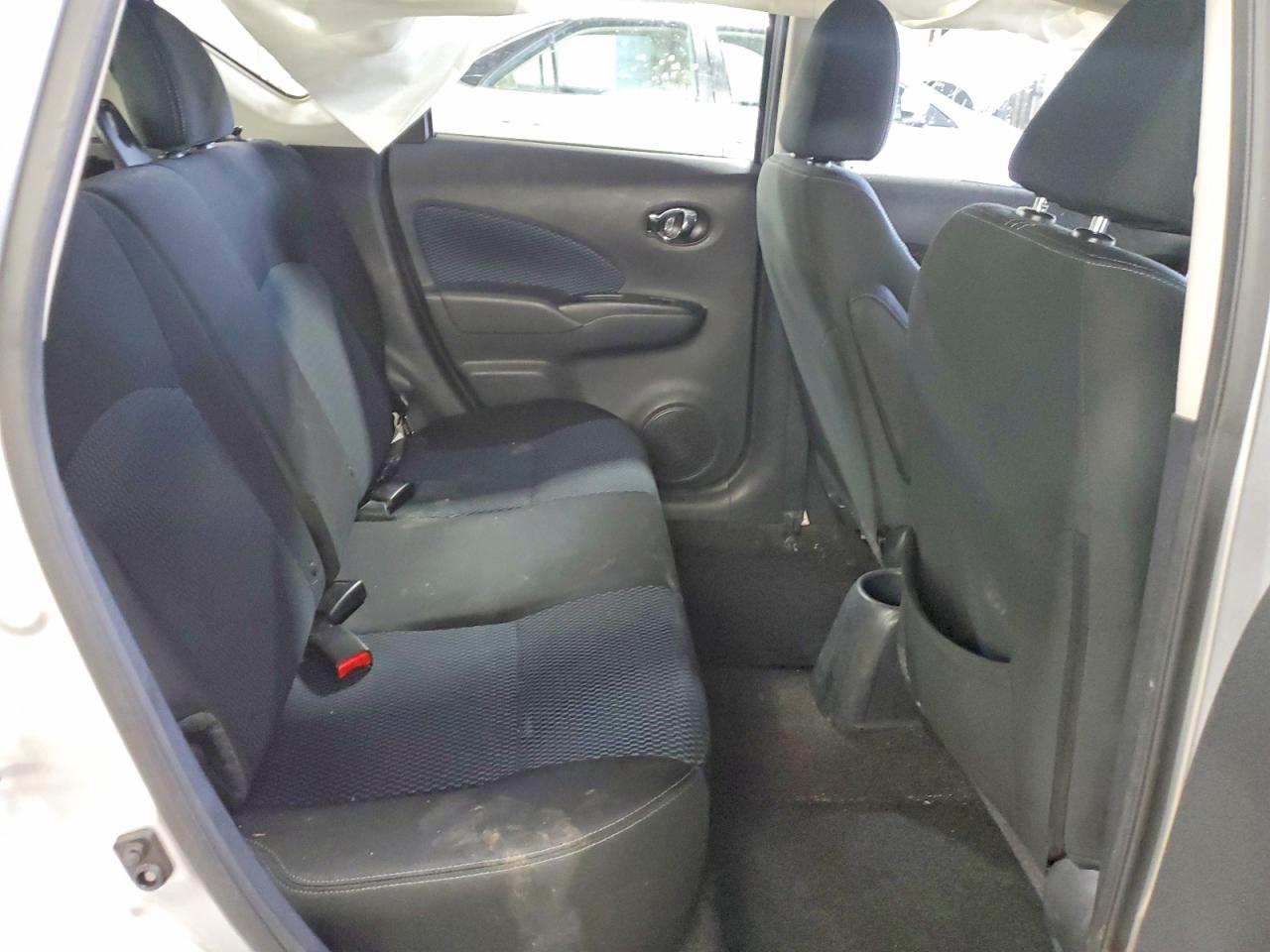 Nissan Versa Sv