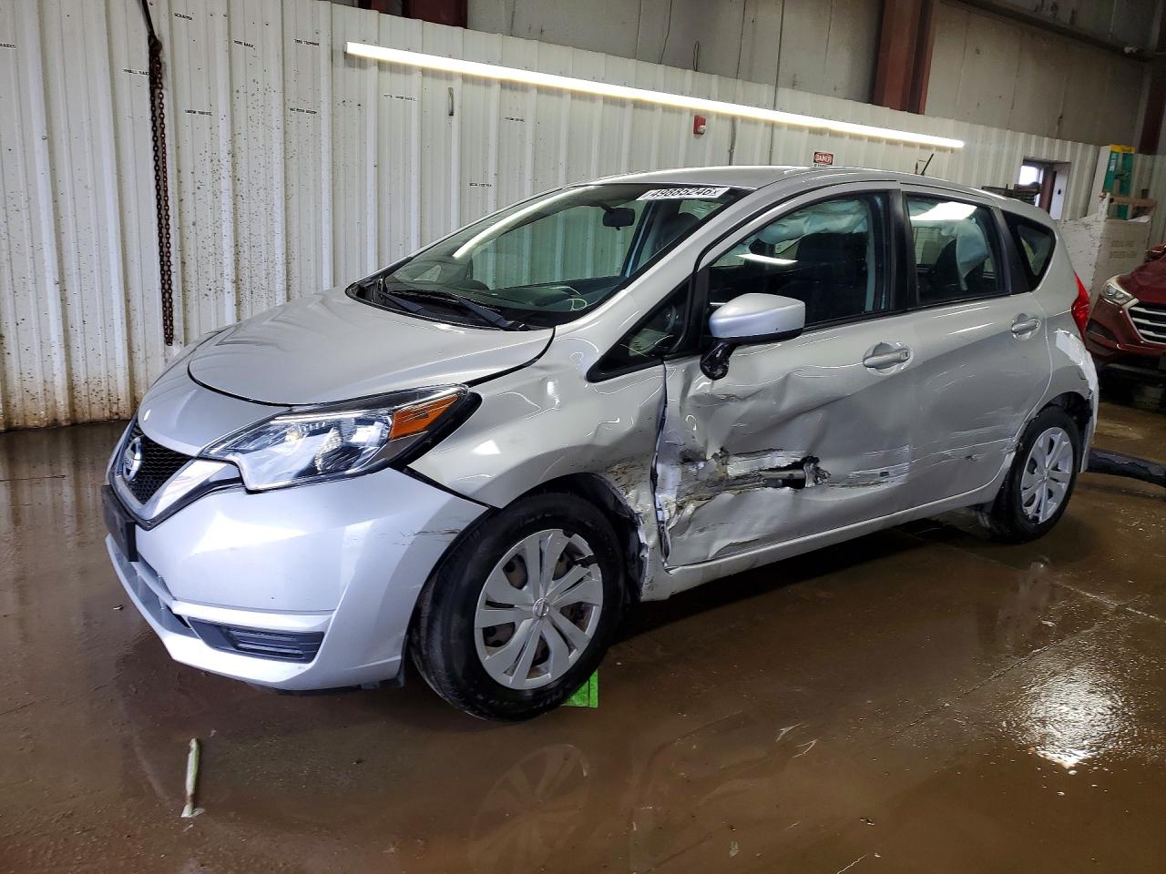 Salvage Nissan Versa Image