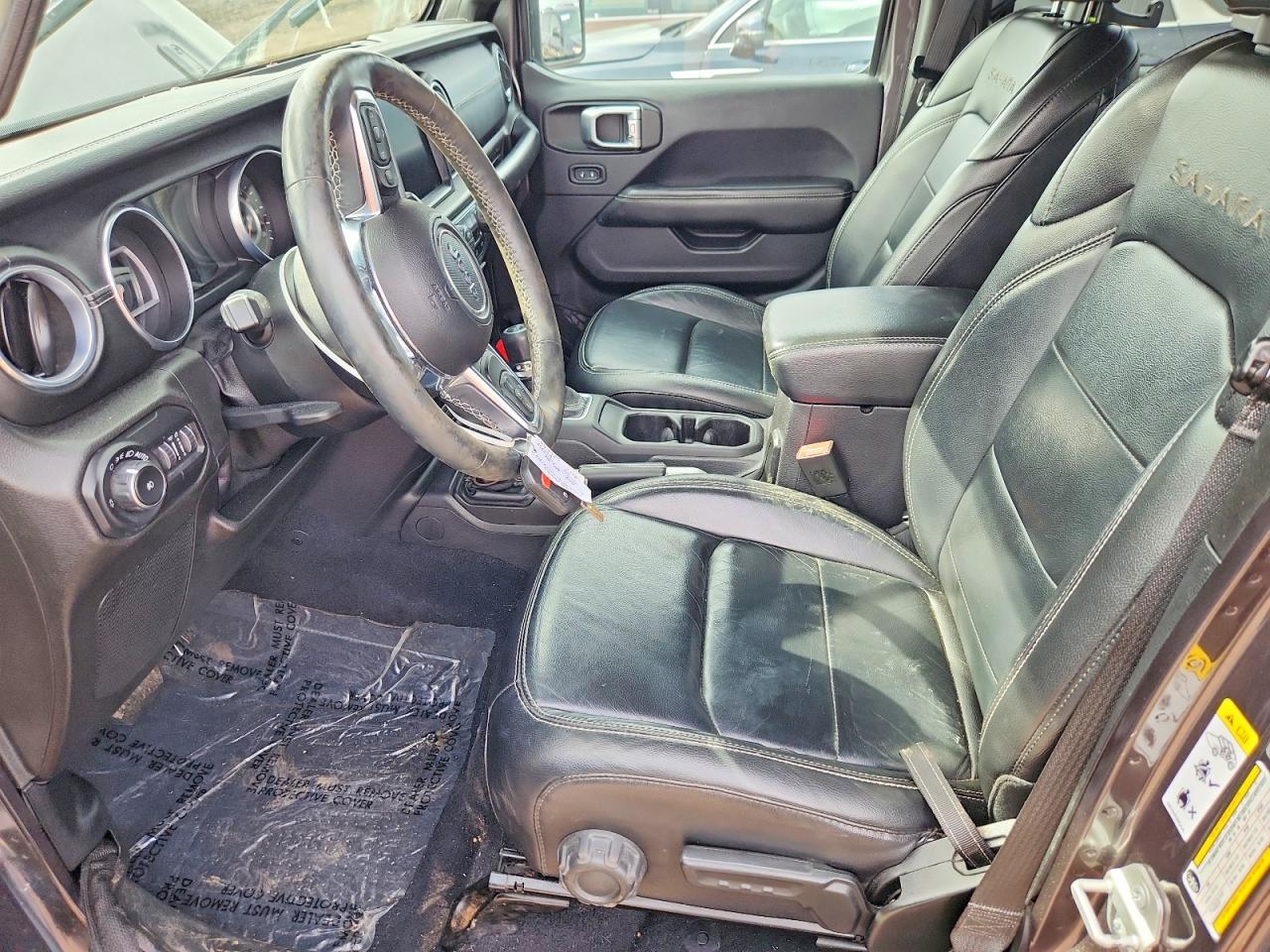 Jeep Wrangler Sahara
