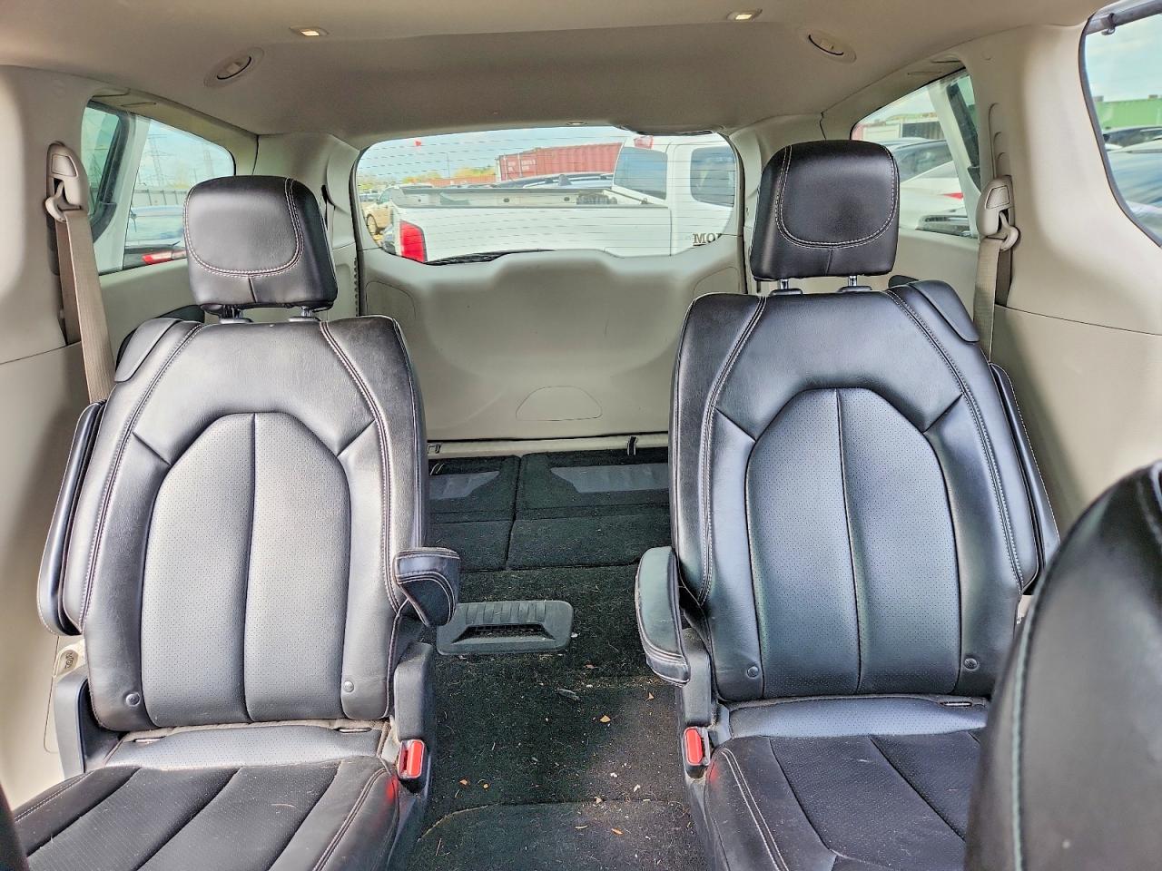 Chrysler Minivan Lxi