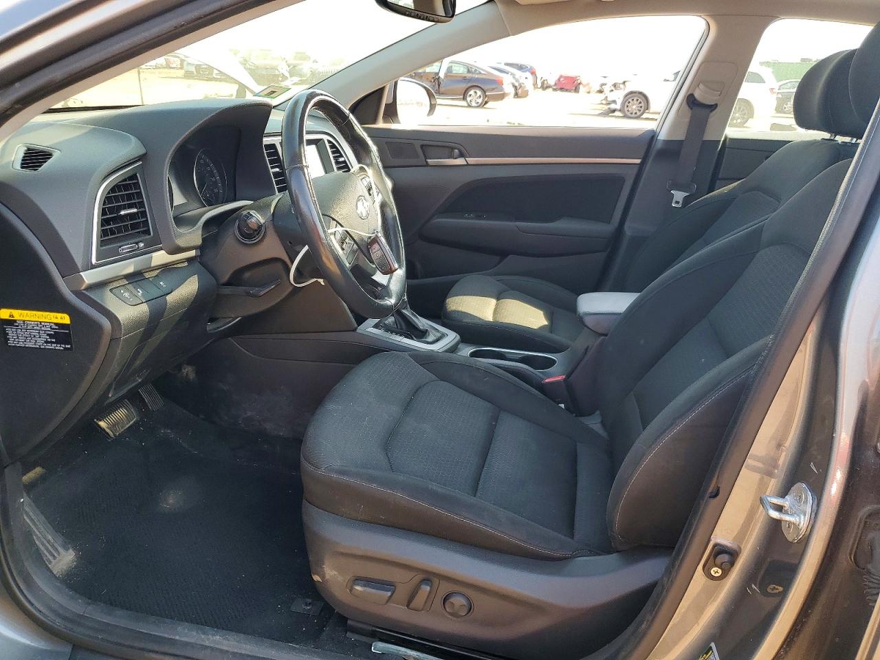 Hyundai ELANTRA Value Edition