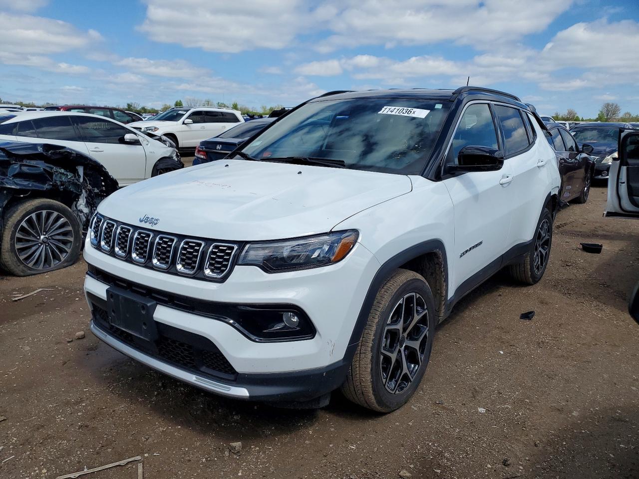 Salvage Jeep Compass Image